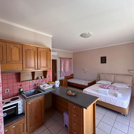 Dimitra Rooms Лефкада Экстерьер фото