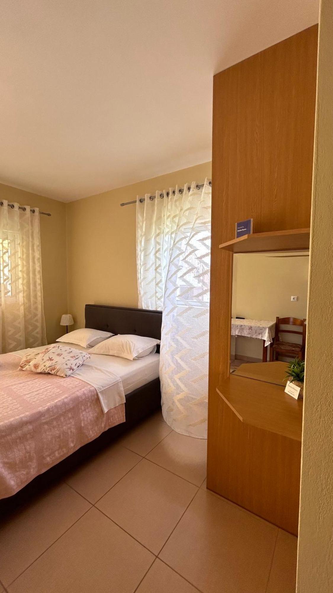 Dimitra Rooms Лефкада Экстерьер фото